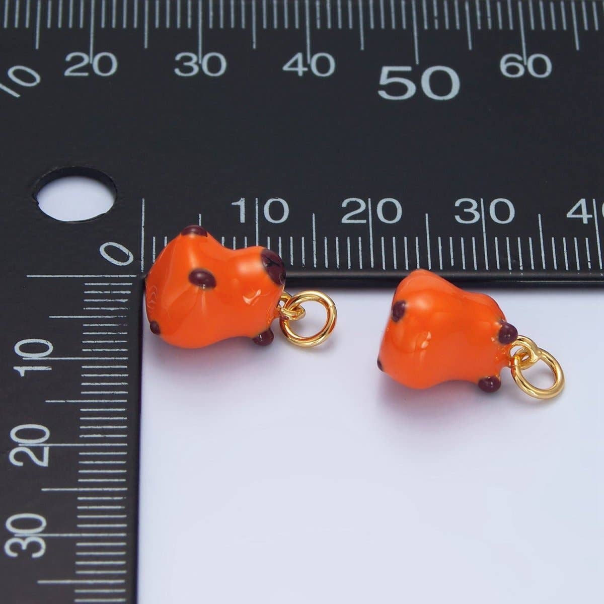 24K Gold Filled 13mm Glass Sitting Capybara Animal Charm | X576