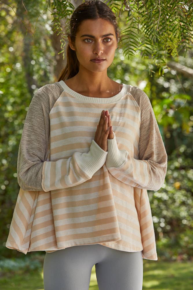 RJ2529 | Dallon Contrast Top: Dusty Rose Ivory / M